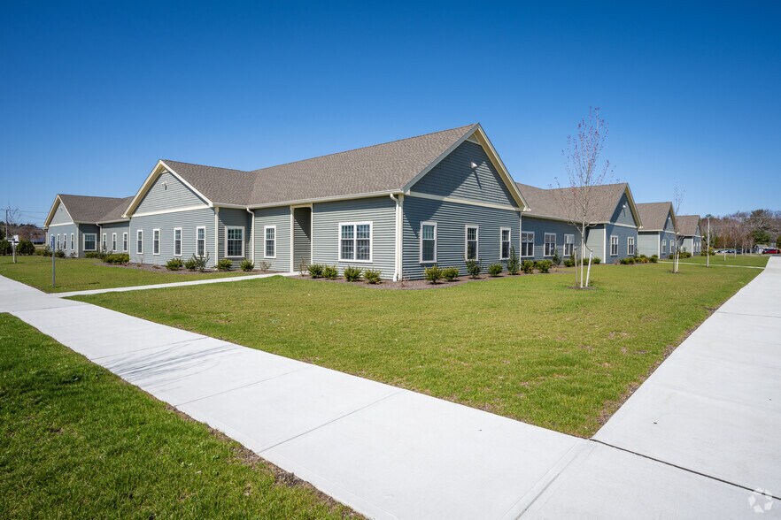 41 Romano Vineyard way, North Kingstown, RI à louer - Photo du bâtiment - Image 1 de 11