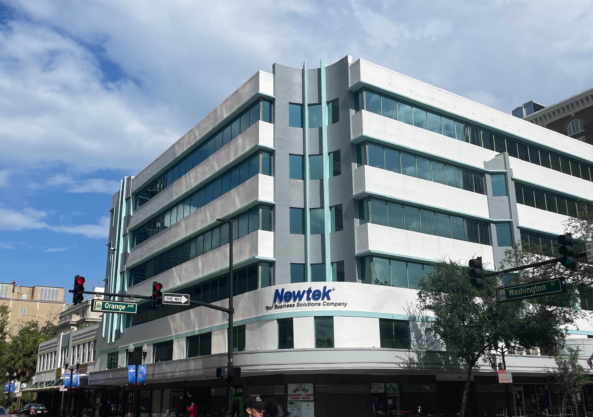 14 E Washington St, Orlando, FL for lease Building Photo- Image 1 of 10