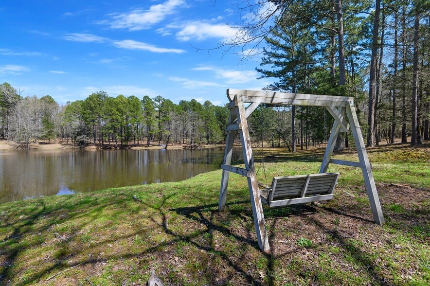 68438 Eagle Creek Dr, Smithville, OK à vendre - Photo du bâtiment - Image 2 de 36