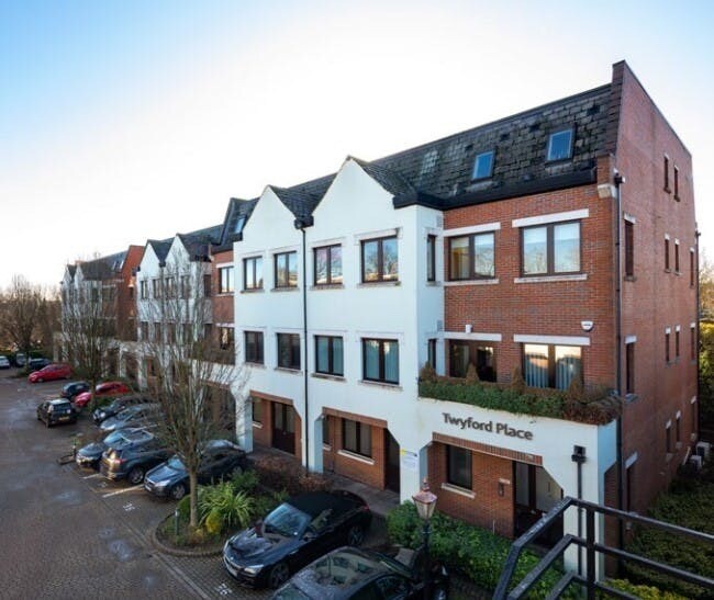 Twyford Place, Lincoln Rd, High Wycombe à louer - Photo du bâtiment - Image 2 de 18