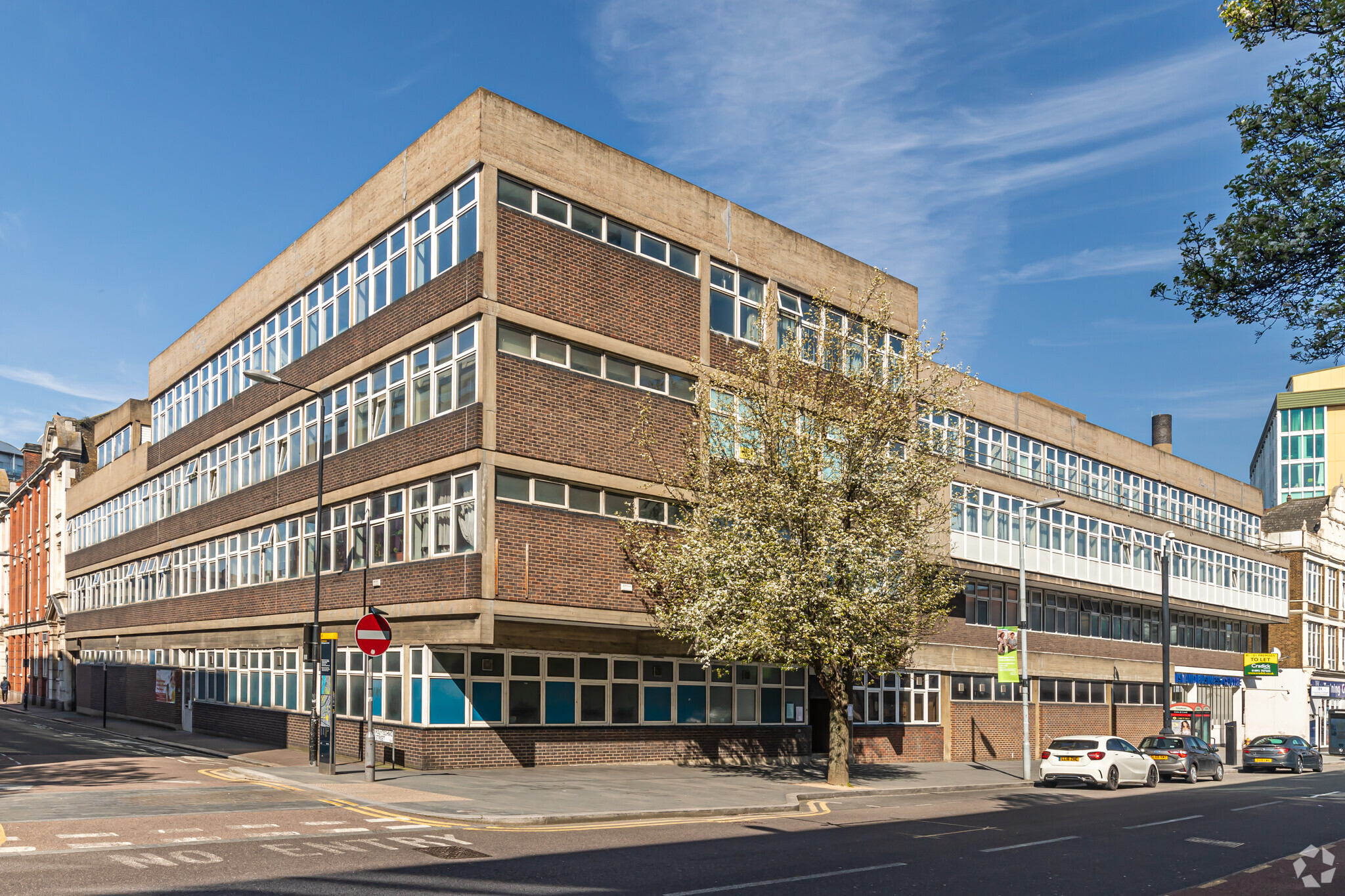 18-36 Wellington St, London à vendre Photo du bâtiment- Image 1 de 1