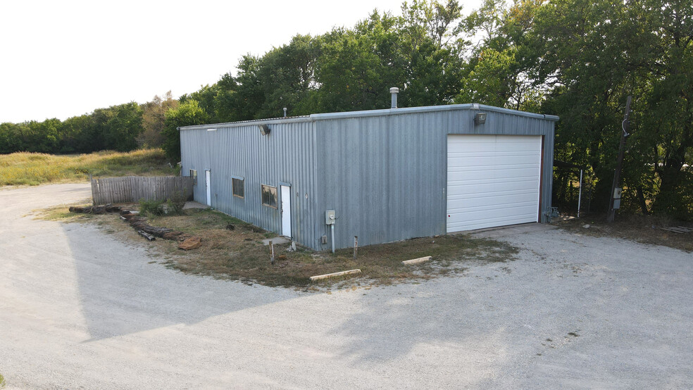 1001 W US Highway 54, Andover, KS à vendre - Photo du bâtiment - Image 1 de 1