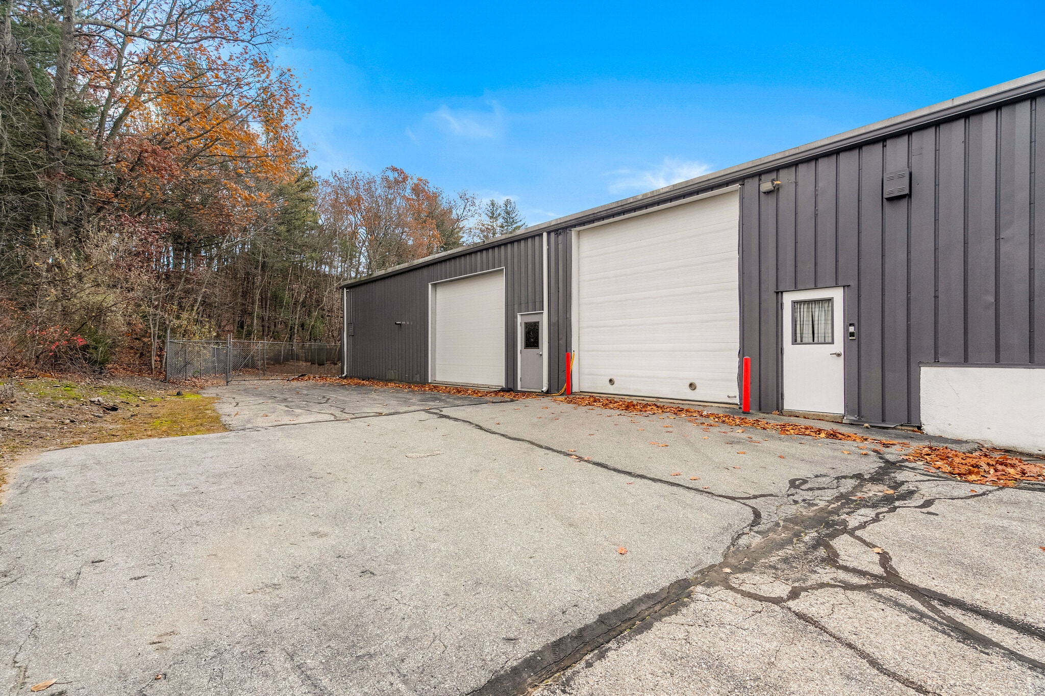 6 Lark Industrial Pky, Greenville, RI for lease Primary Photo- Image 1 of 11