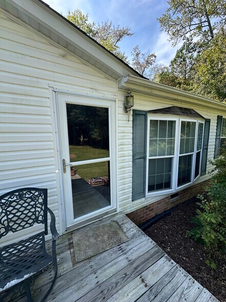 14315 Wilcox Neck Rd, Charles City, VA à vendre - Photo du bâtiment - Image 2 de 33