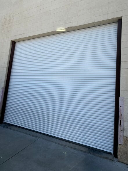 2875 Orange Olive Rd, Orange, CA for lease - Building Photo - Image 3 of 20