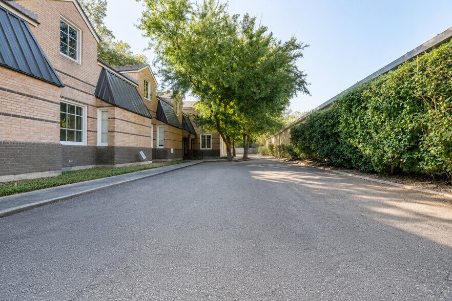 3112 Jackson St, Alexandria, LA à vendre - Photo du bâtiment - Image 3 de 42