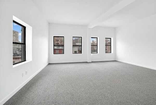 251 E 33rd St, New York, NY à louer - Photo intérieure - Image 2 de 21