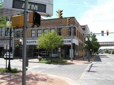 801 E Main St, Richmond, IN for lease - Primary Photo - Image 1 of 2