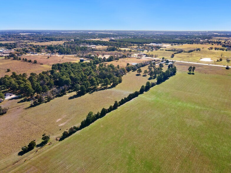 16000 Farm To Market 2920, Tomball, TX à vendre - Photo du bâtiment - Image 3 de 3