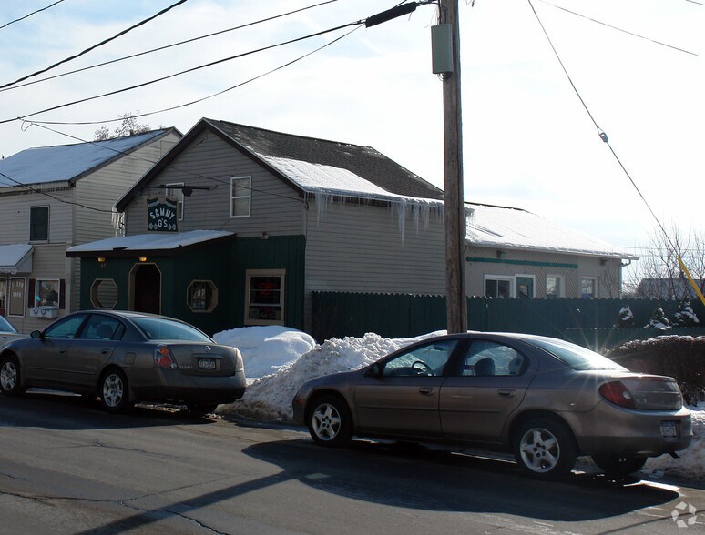 417 W Dominick St, Rome, NY à vendre - Photo du bâtiment - Image 2 de 56