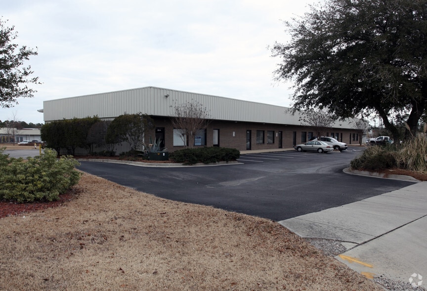 305 Raleigh St, Wilmington, NC for lease - Primary Photo - Image 1 of 24