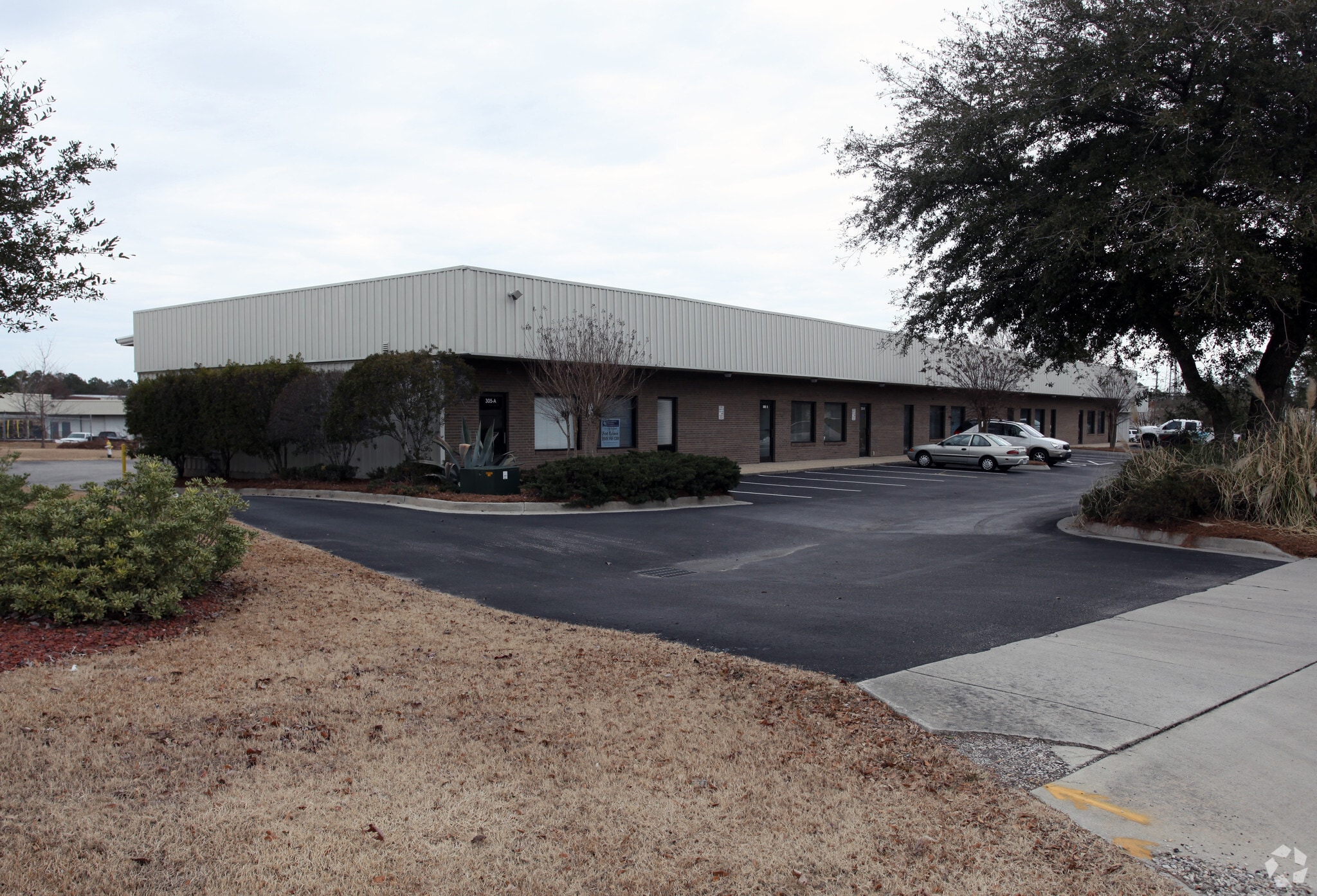305 Raleigh St, Wilmington, NC for lease Primary Photo- Image 1 of 25