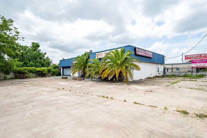 17717 Highway 59 N, Humble, TX for sale - Building Photo - Image 2 of 29