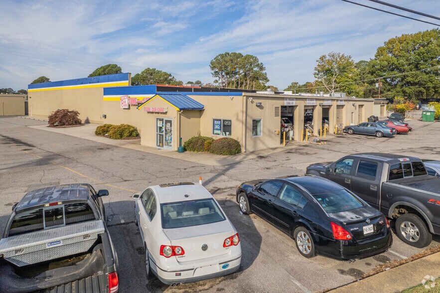 2854-2886 Airline Blvd, Portsmouth, VA à louer - Photo du bâtiment - Image 2 de 6