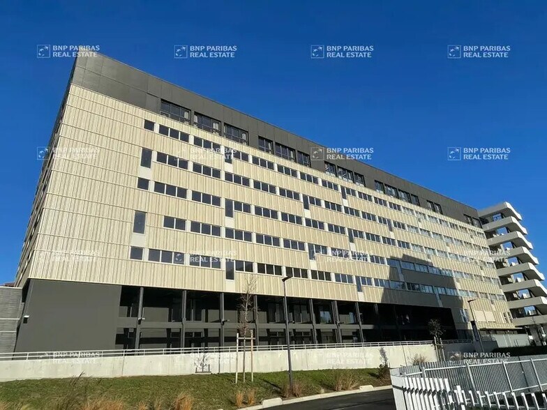 334 Avenue De Grande Bretagne, Toulouse for lease - Building Photo - Image 1 of 34