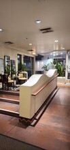 1090 N Palm Canyon Dr, Palm Springs, CA for lease Lobby- Image 1 of 2