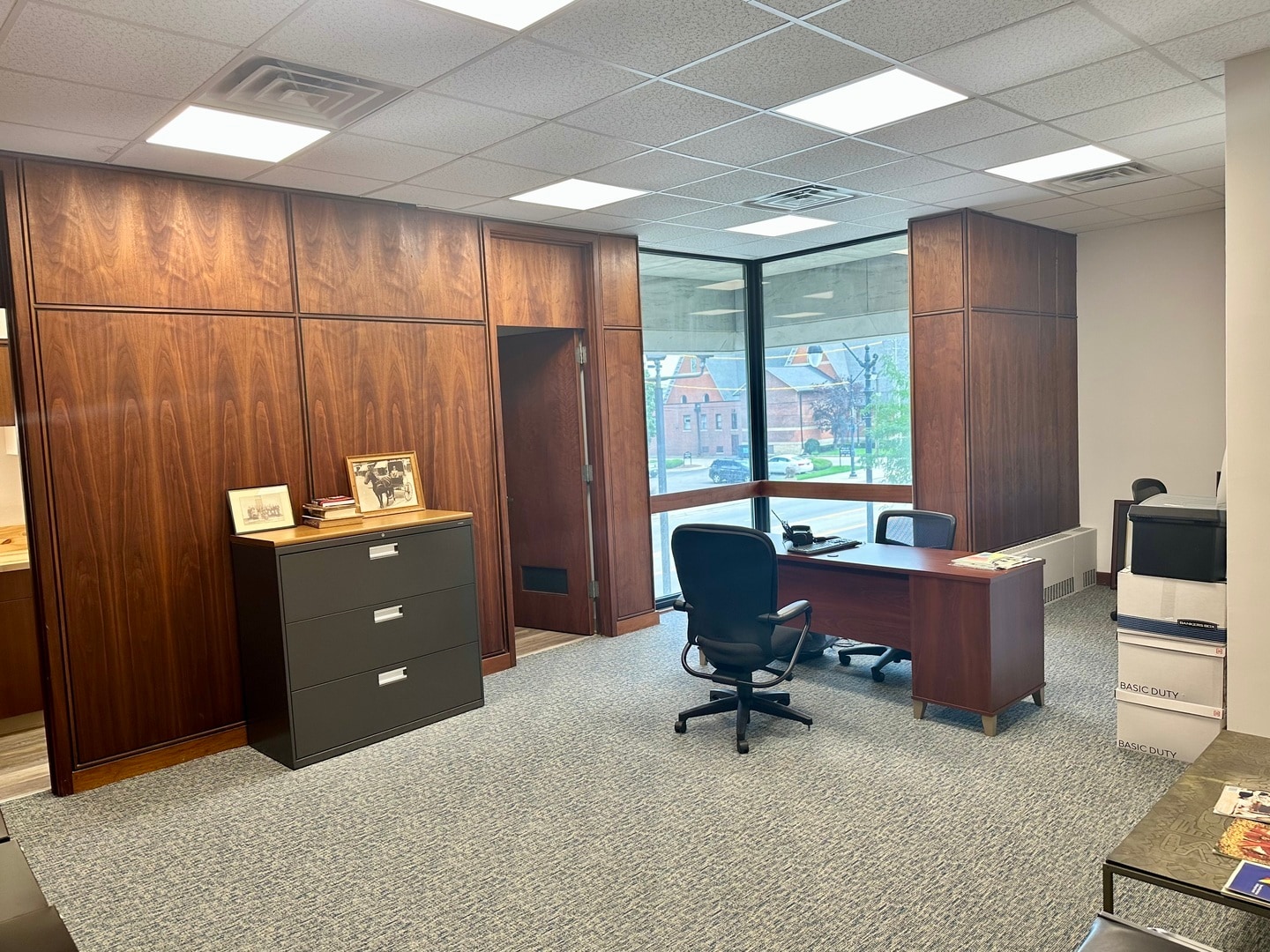 1 Dearborn Sq, Kankakee, IL for lease Interior Photo- Image 1 of 11