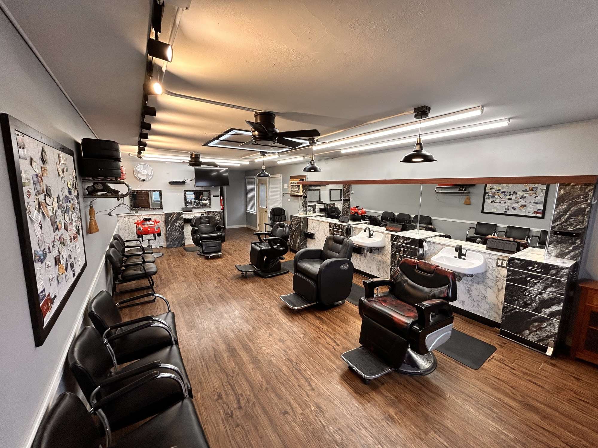 5000 W Elm St, McHenry, IL à louer Photo intérieure- Image 1 de 4