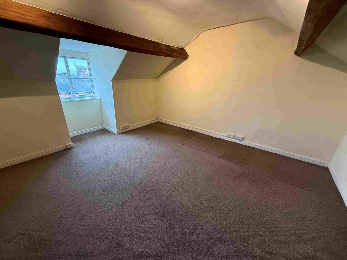 192-194 Nantwich Rd, Crewe, CHS CW2 6BP - Unité 192 -  - Photo intérieure - Image 1 of 9