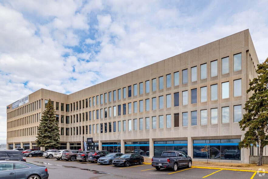 3300 Boul de la Côte-Vertu, Montréal, QC for lease - Building Photo - Image 3 of 4