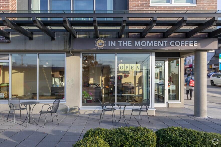 388 Kootenay St, Vancouver, BC for sale - Building Photo - Image 2 of 6