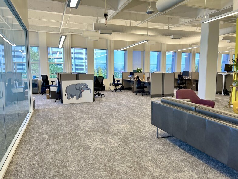 3130 Wilshire Blvd, Santa Monica, CA à louer - Photo du bâtiment - Image 3 de 12