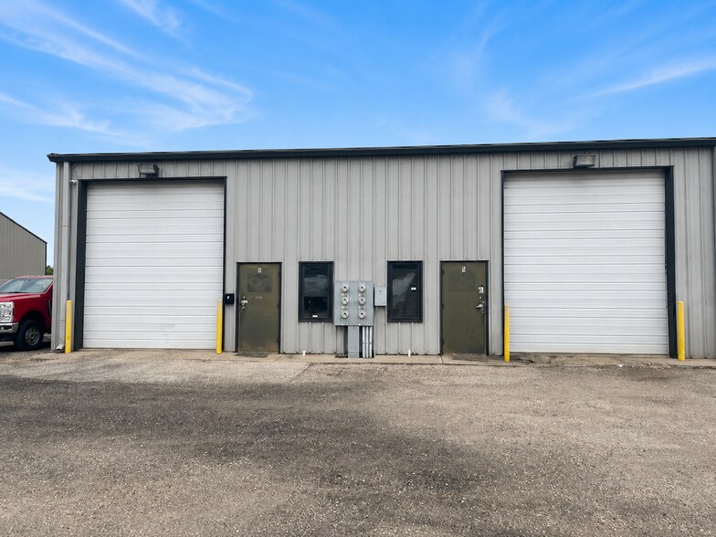 1317 Lamb Rd, Woodstock, IL for lease - Building Photo - Image 2 of 2