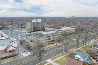 115 S Wilke Rd, Arlington Heights, IL - AERIAL  map view