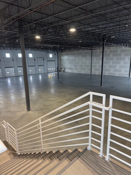 235 Sugar St, Layton, UT à louer - Photo du bâtiment - Image 3 de 26