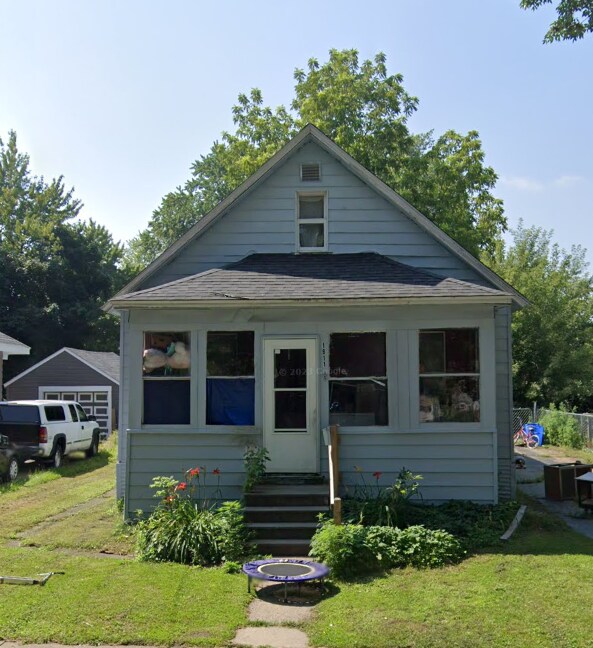 1911 Vermont St, Saginaw, MI for sale Primary Photo- Image 1 of 2