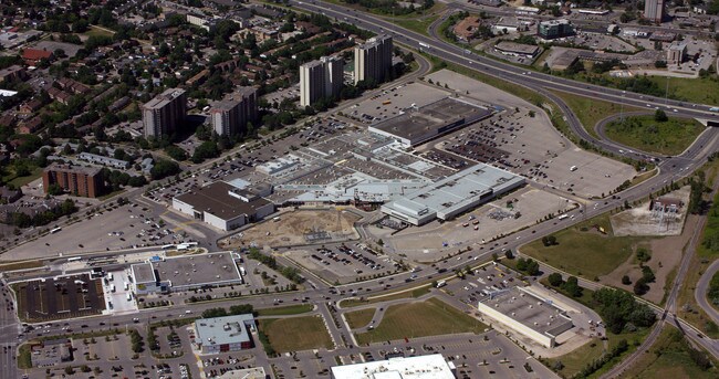 Plus de détails pour 2960 Kingsway Dr, Kitchener, ON - Commerce de détail à louer