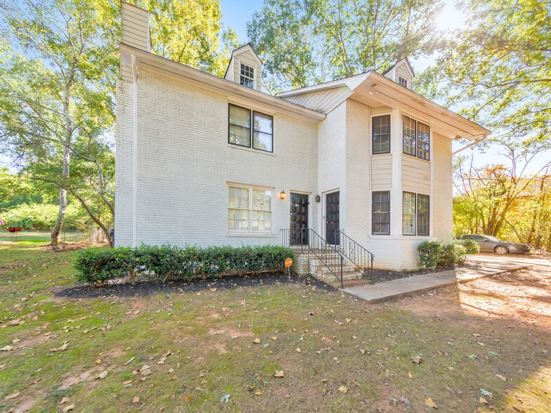 2611 Golfview Ter SE, Conyers, GA for sale - Building Photo - Image 3 of 22