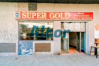 Plus de détails pour Multi-résidentiel à vendre