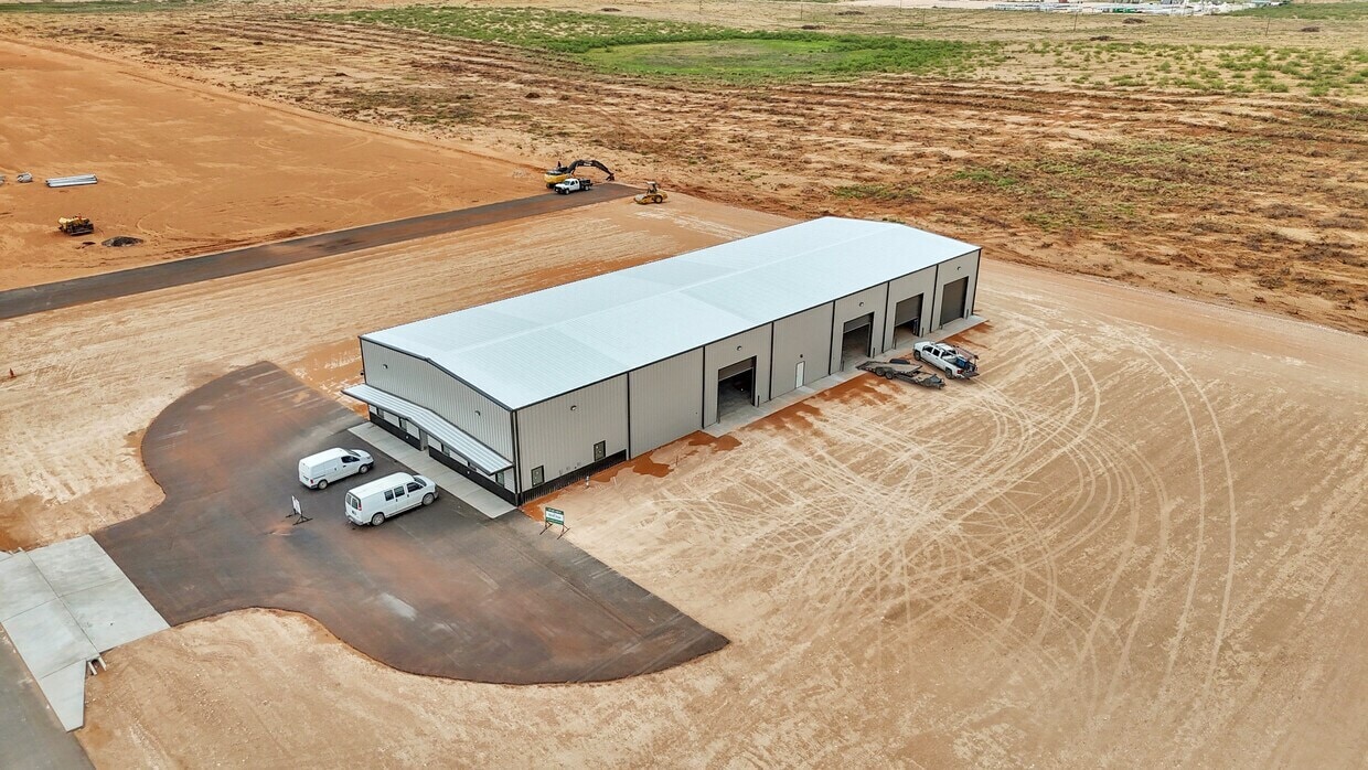 5801 CR-135, Midland, TX for lease Primary Photo- Image 1 of 12