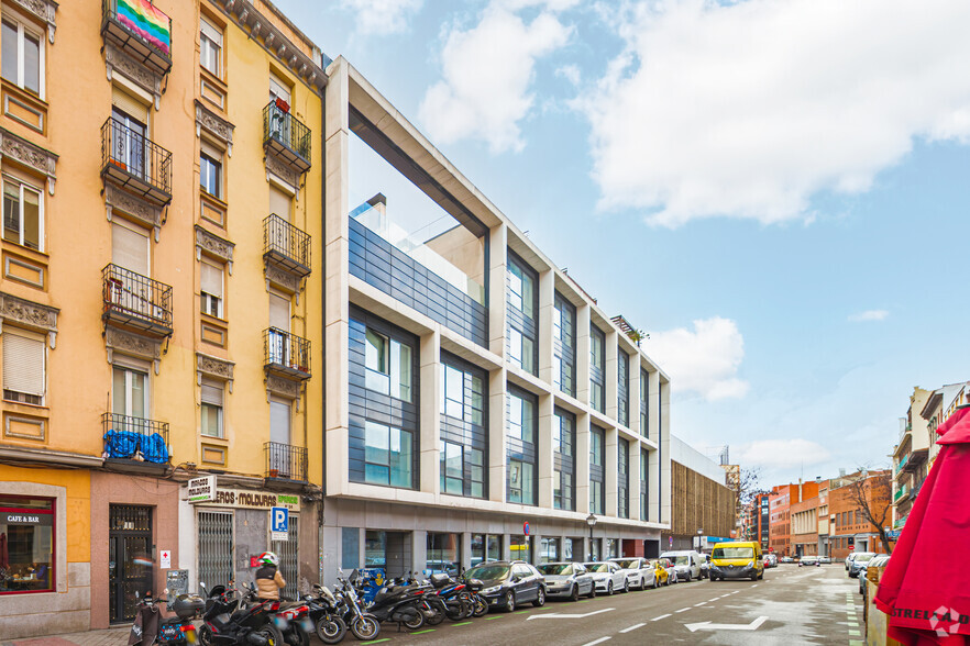 Calle Sebastián Elcano, 32, Madrid, Madrid for lease - Building Photo - Image 3 of 3