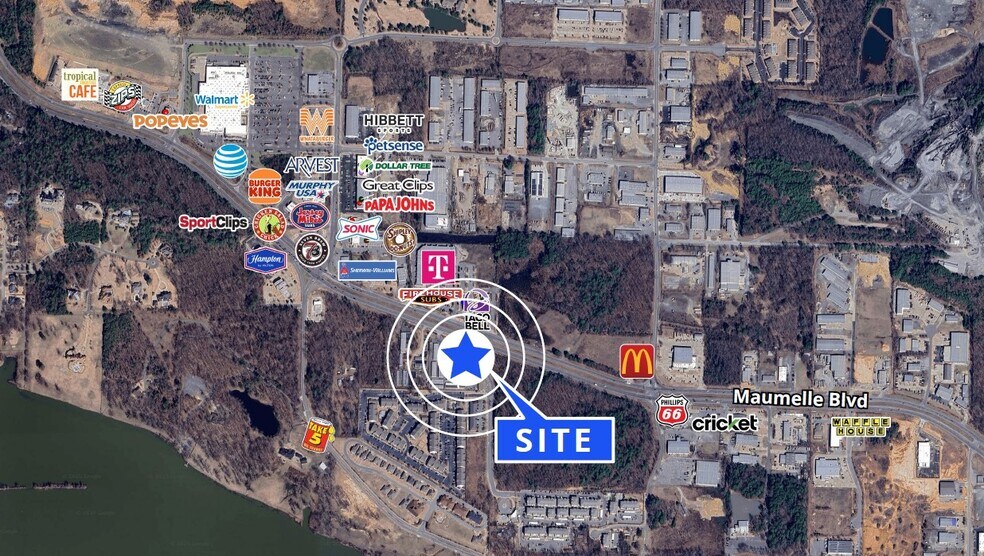 11608 Maumelle Blvd, North Little Rock, AR à louer - Photo du bâtiment - Image 2 de 2