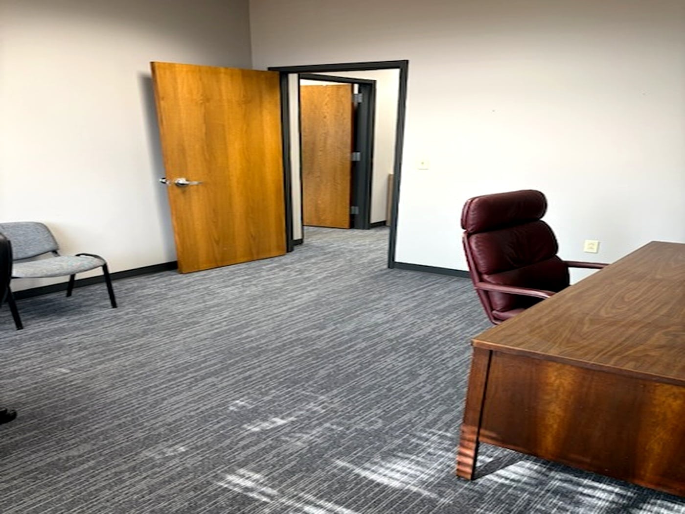 12777 Abbey Rd, North Royalton, OH for lease Interior Photo- Image 1 of 3