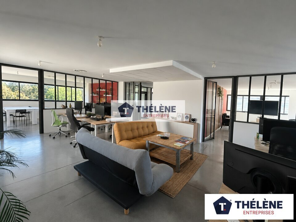 Office in Castelnau-le-Lez for lease Interior Photo- Image 1 of 8