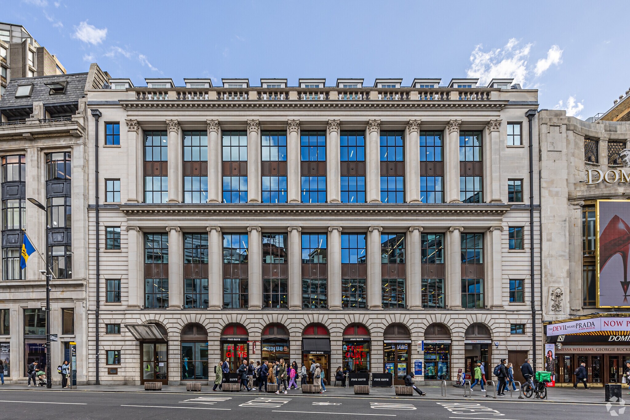 265-267 Tottenham Court Rd, Londres à louer Photo du bâtiment- Image 1 de 47