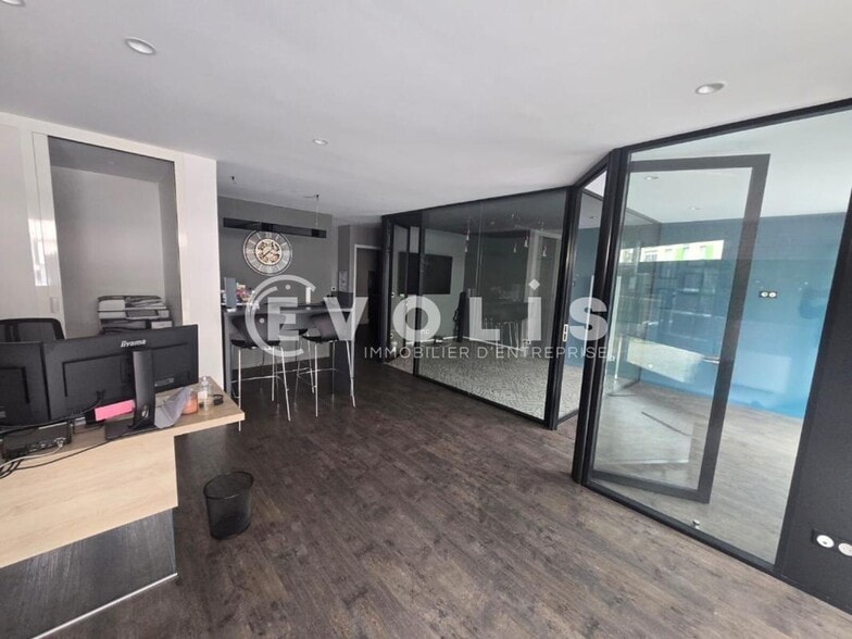 Retail in Morsang-sur-Orge for sale - Interior Photo - Image 2 of 7