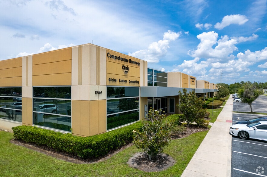 10967 Lake Underhill Rd, Orlando, FL for lease - Building Photo - Image 1 of 8