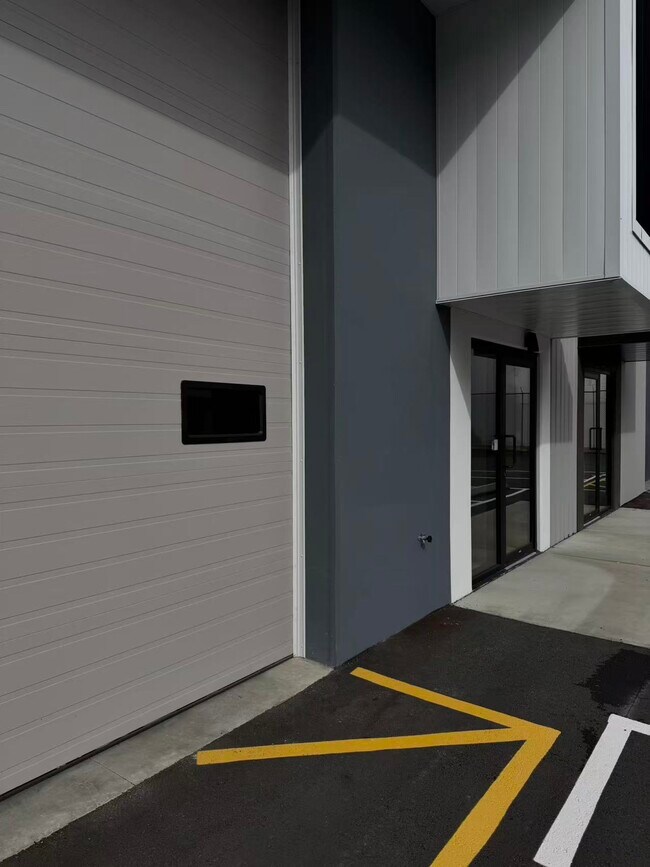 More details for 3642 No. 4 Rd, Richmond, BC - Industrial for Lease