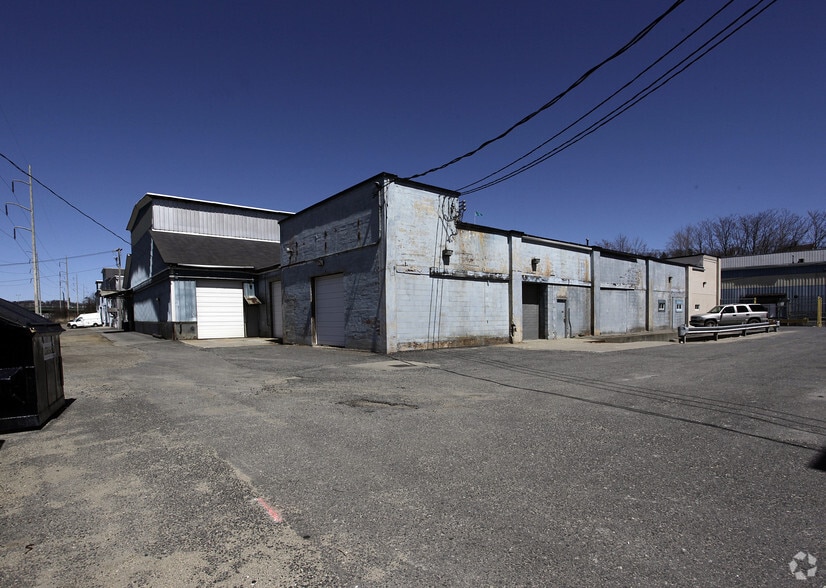 100-240 Barber Ave, Worcester, MA à louer - Photo du bâtiment - Image 2 de 19