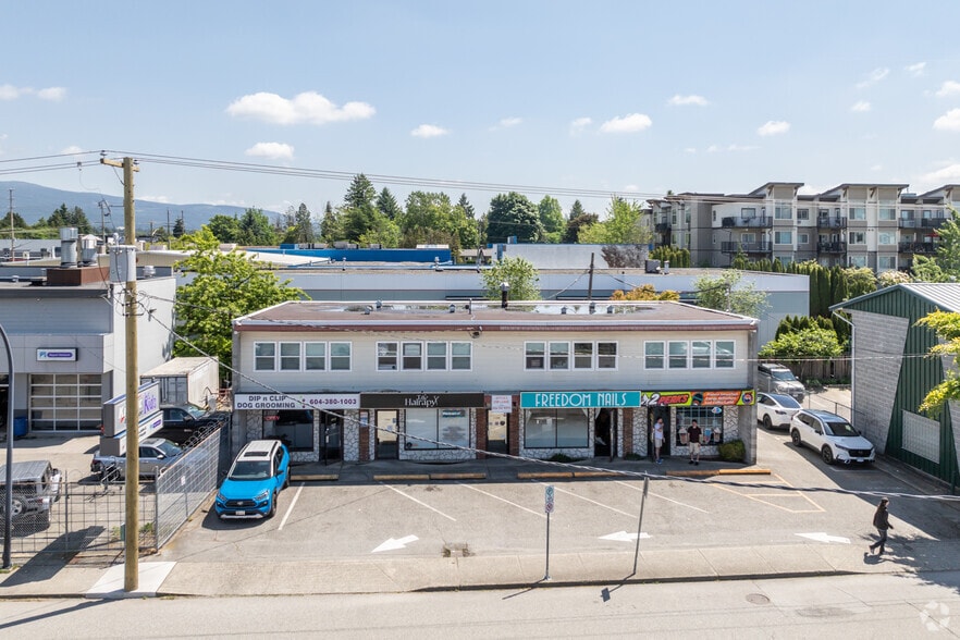 11954 228 St, Maple Ridge, BC à louer - Photo du bâtiment - Image 2 de 2