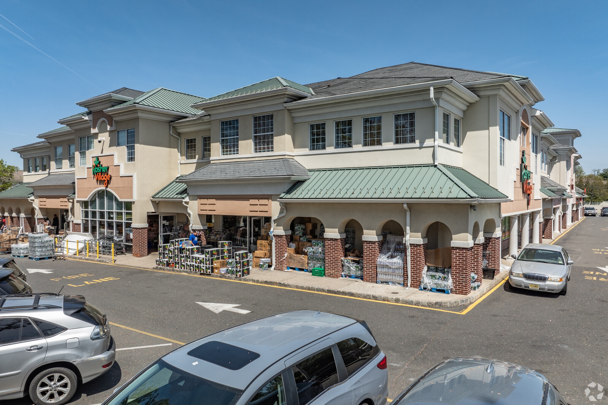 911 E County Line Rd, Lakewood, NJ for lease Primary Photo- Image 1 of 10