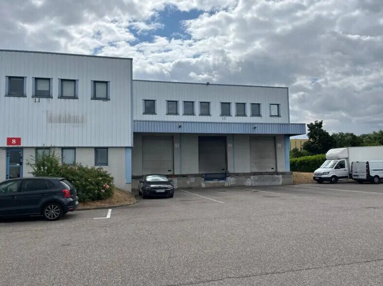 20 Rue Calmette, Genas for lease - Building Photo - Image 2 of 11