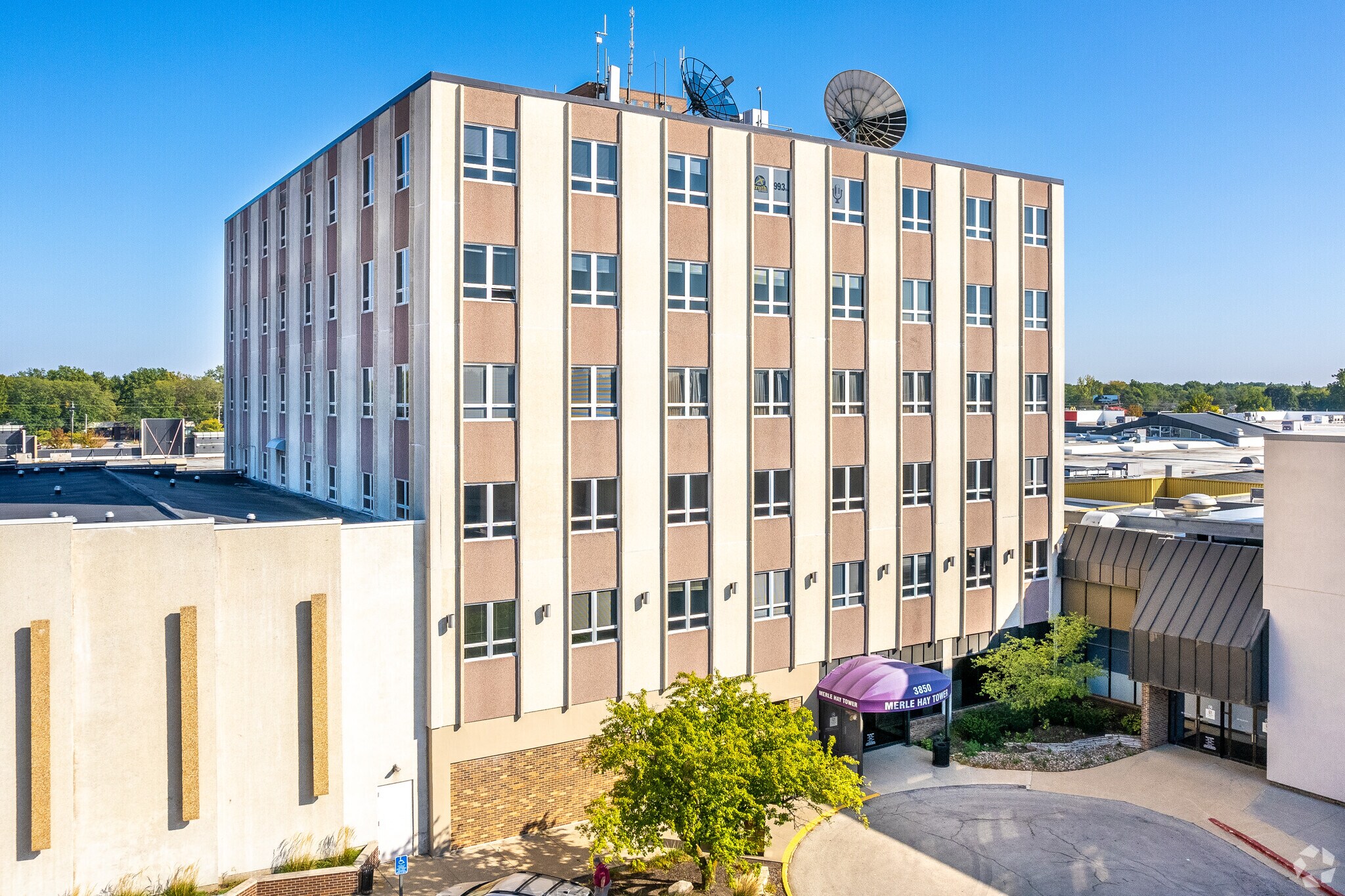 3850 Merle Hay Rd, Des Moines, IA à vendre Photo du bâtiment- Image 1 de 6