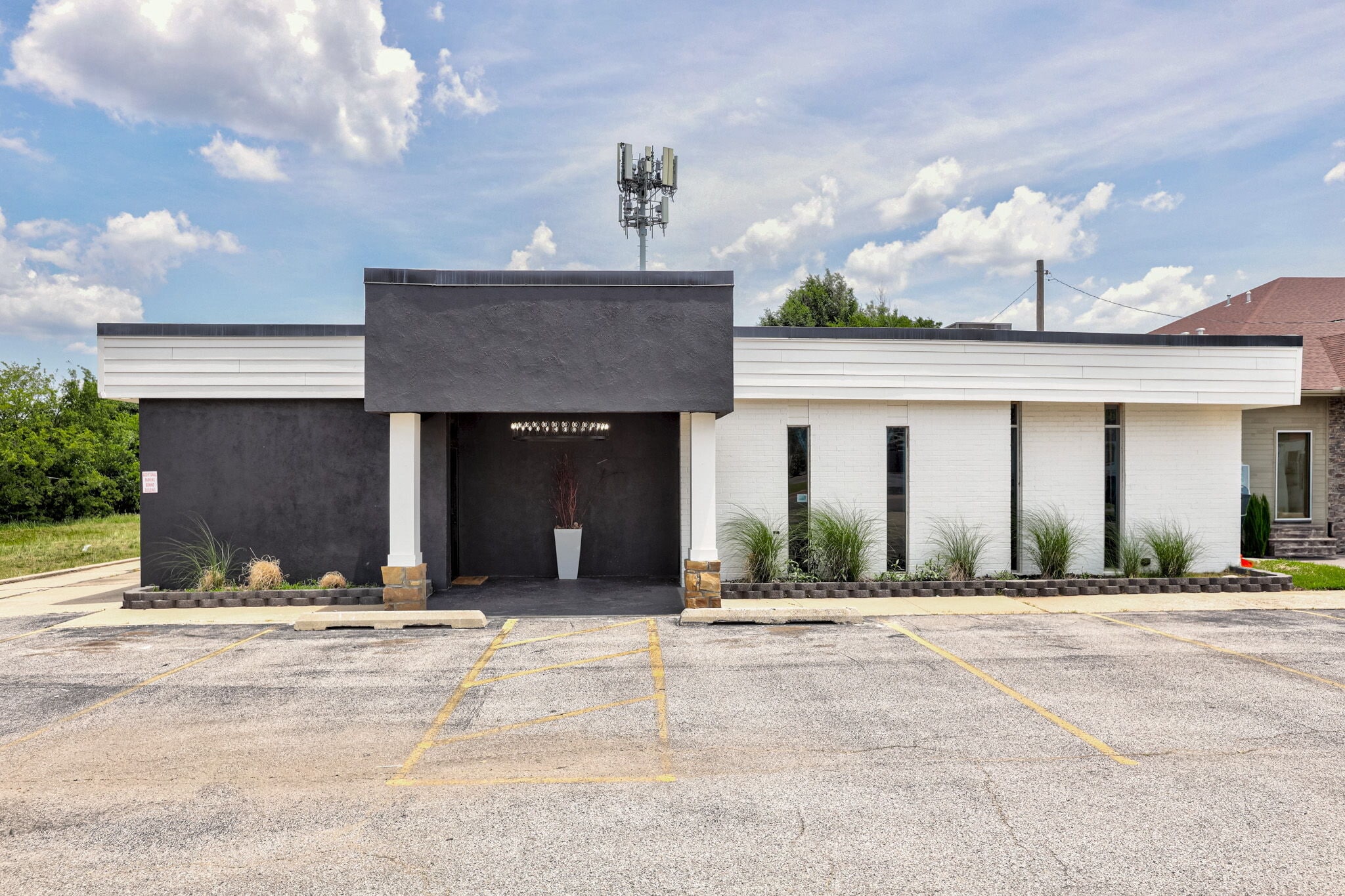 6500 N Meridian Ave, Oklahoma City, OK for sale Building Photo- Image 1 of 9