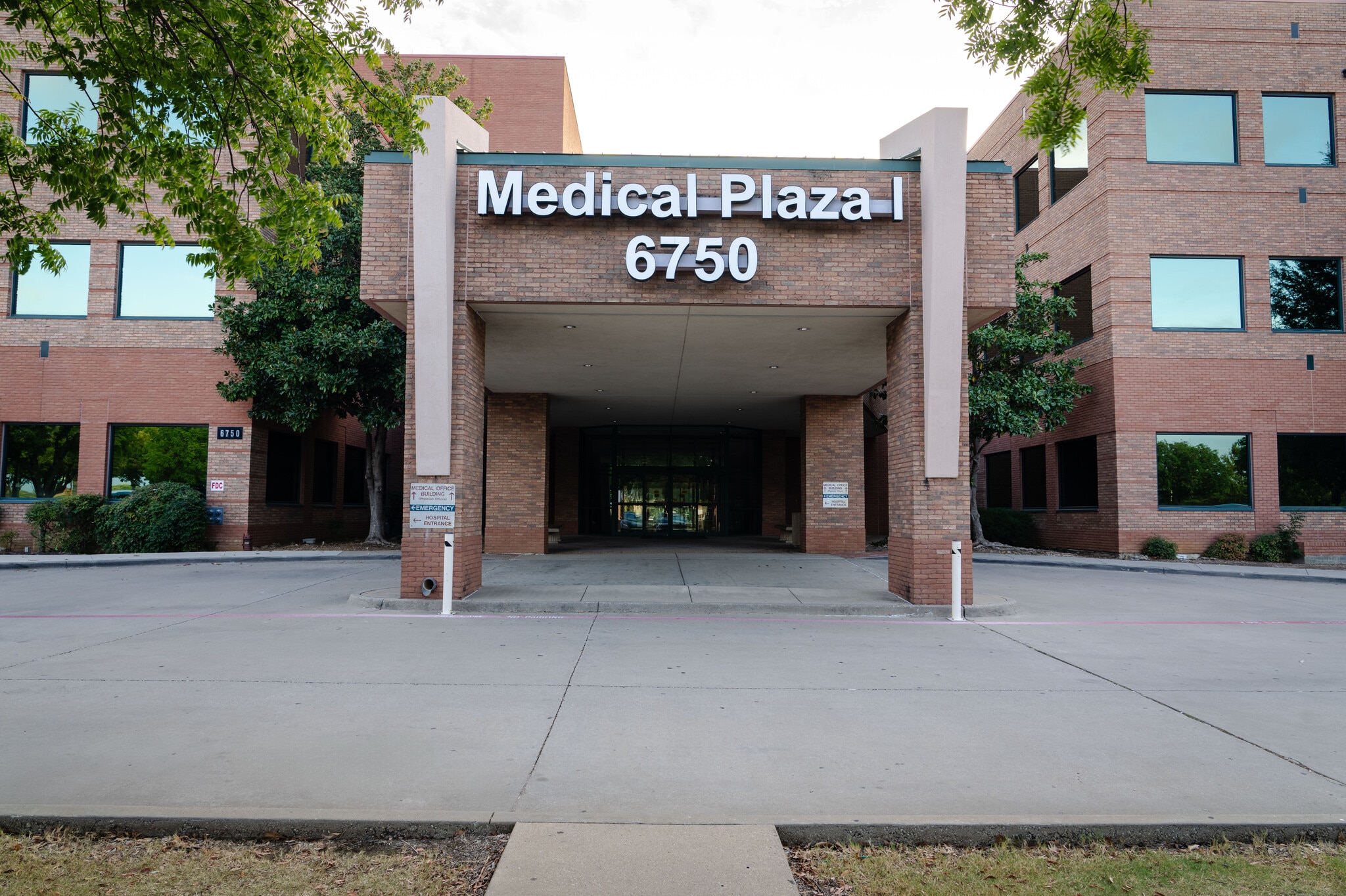 6750 N MacArthur Blvd, Irving, TX for lease Primary Photo- Image 1 of 7