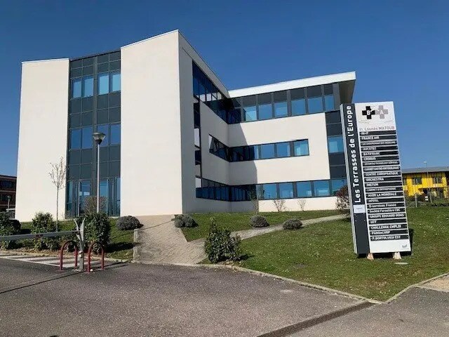 Bureau dans Dijon à louer - Photo du bâtiment - Image 2 de 8